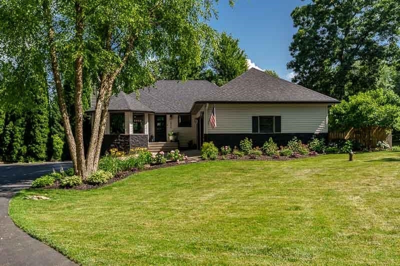 Property Photo: 3925 Silver Fox Drive IL 61008