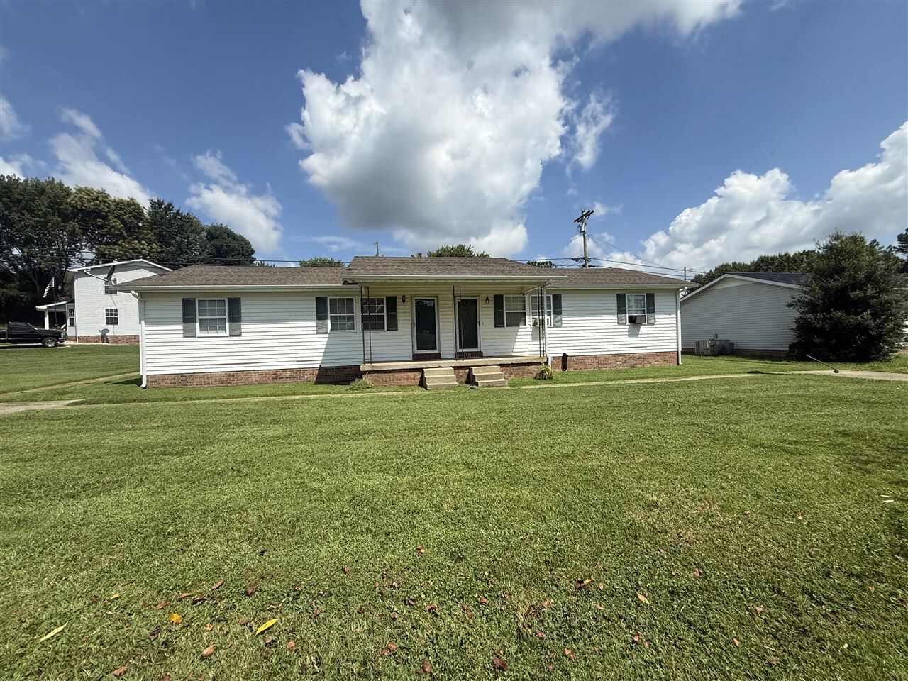 Property Photo:  997 Rediger Drive  KY 42164 