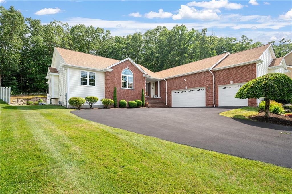 82 Gauthier Drive  Woonsocket RI 02895 photo