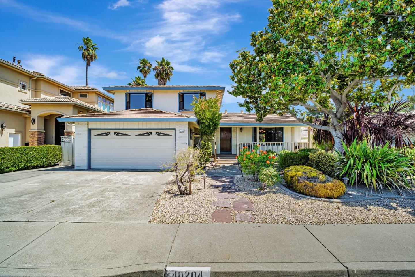 Property Photo:  40204 Hacienda Court  CA 94539 