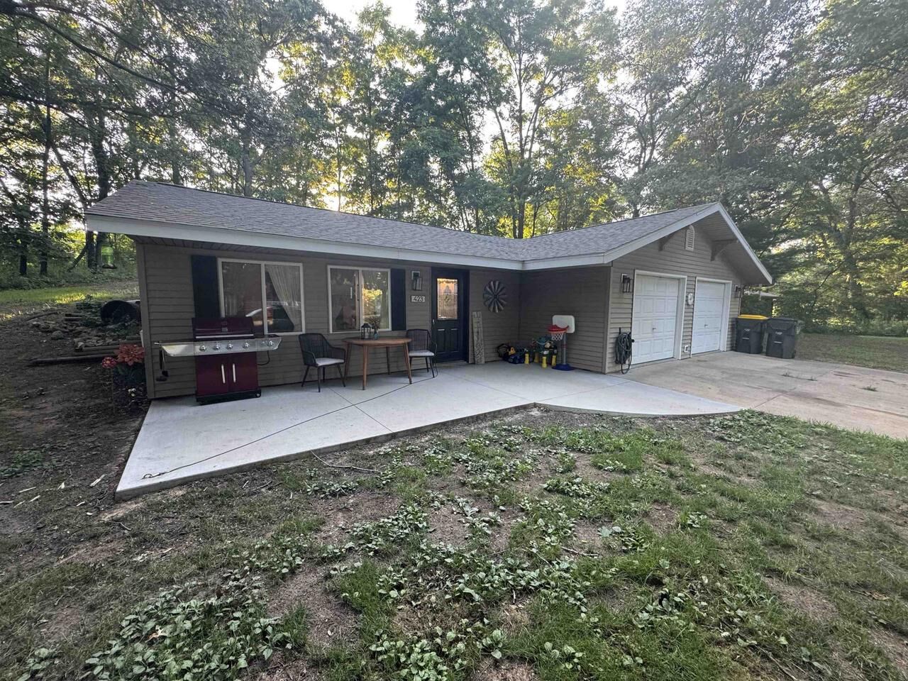 Property Photo: 423 North 5th Street WI 53573