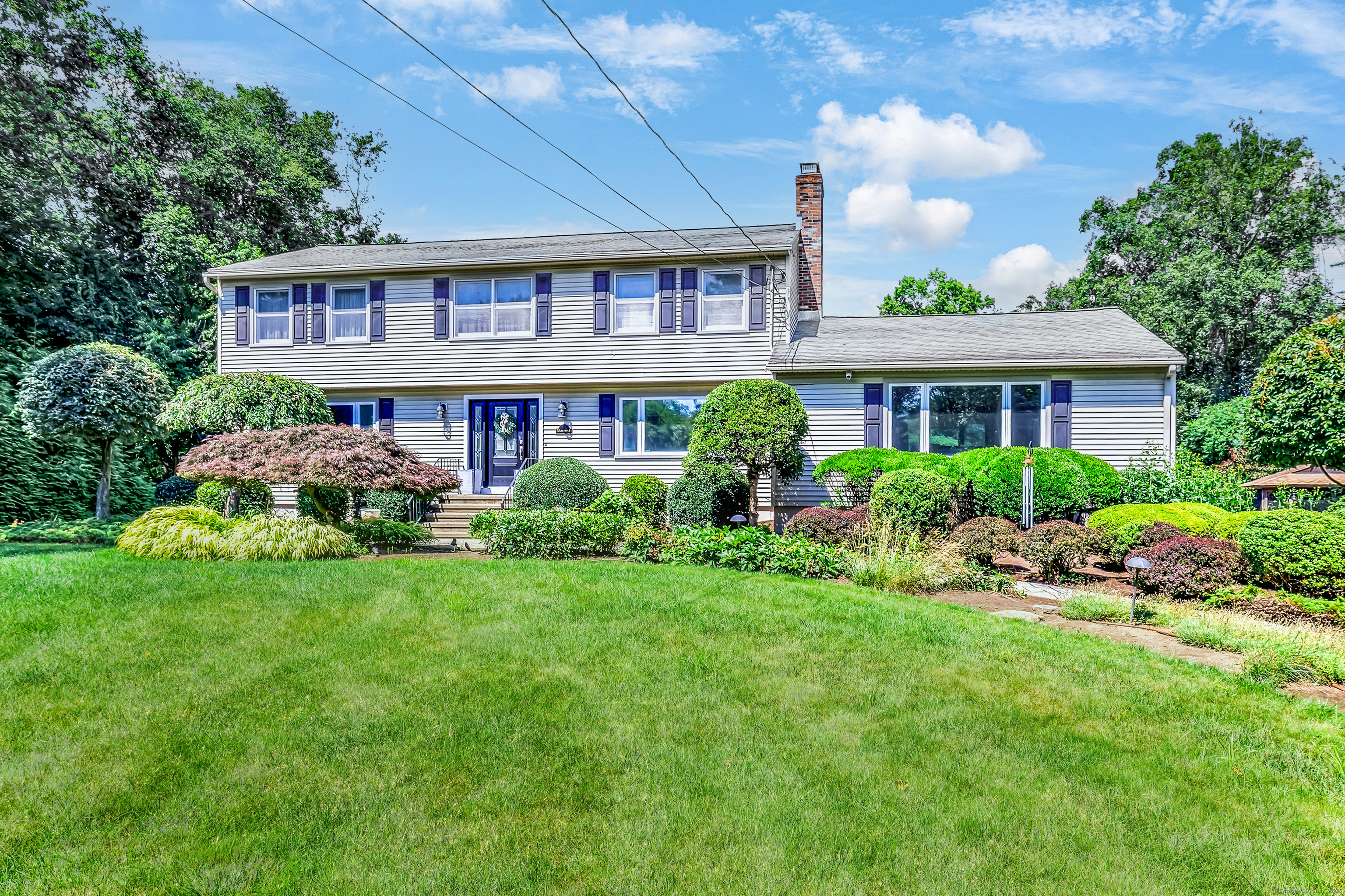 Property Photo:  71 Lobsterback Road  CT 06484 