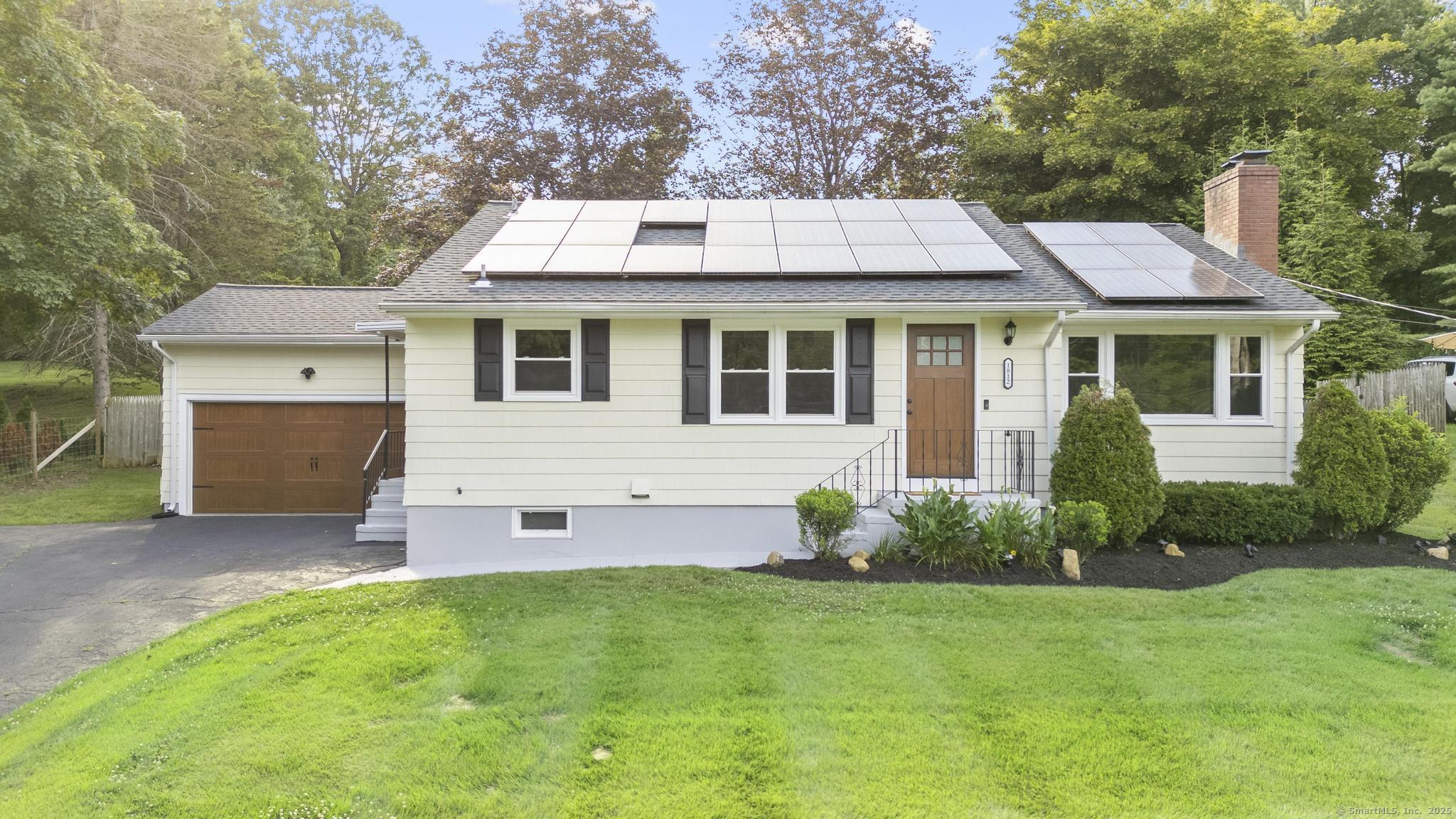 Property Photo: 1812 Hartford Turnpike CT 06473