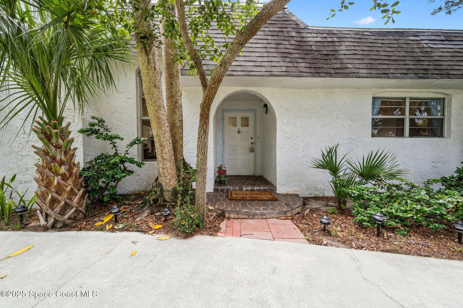 Property Photo:  180 Ibis Drive  FL 32951 