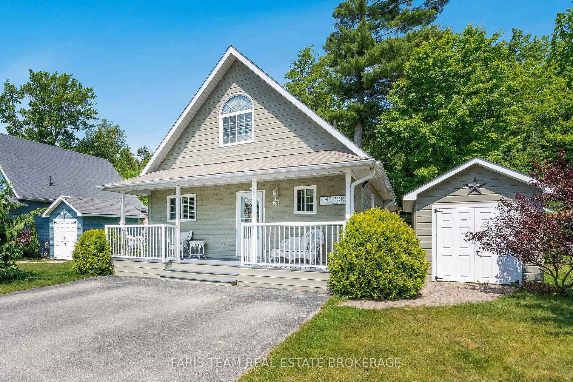 Property Photo: 65 Madawaska Trail ON L9Z 1X7