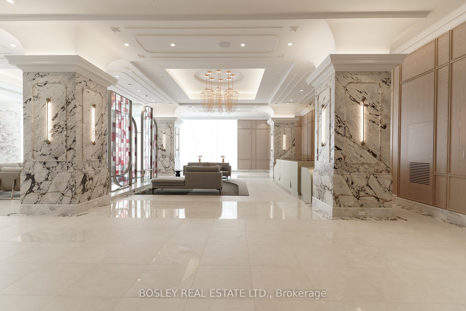 Property Photo: 10 Inn On The Park Drive 2001 ON M3C 0P9