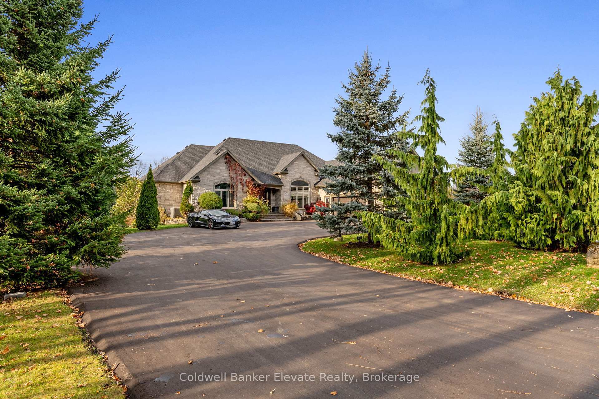 Photo de la propriété: 4 Abbitt Crescent ON L7A 1A6