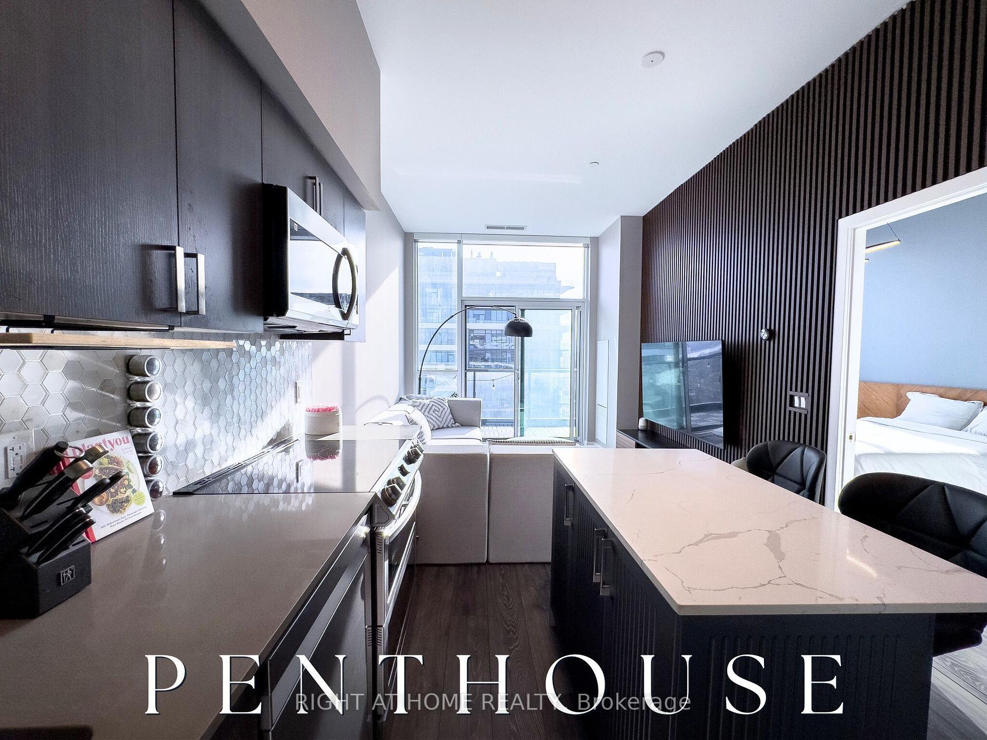 1455 Celebration Drive Ph2804  Pickering ON L1W 0C3 photo