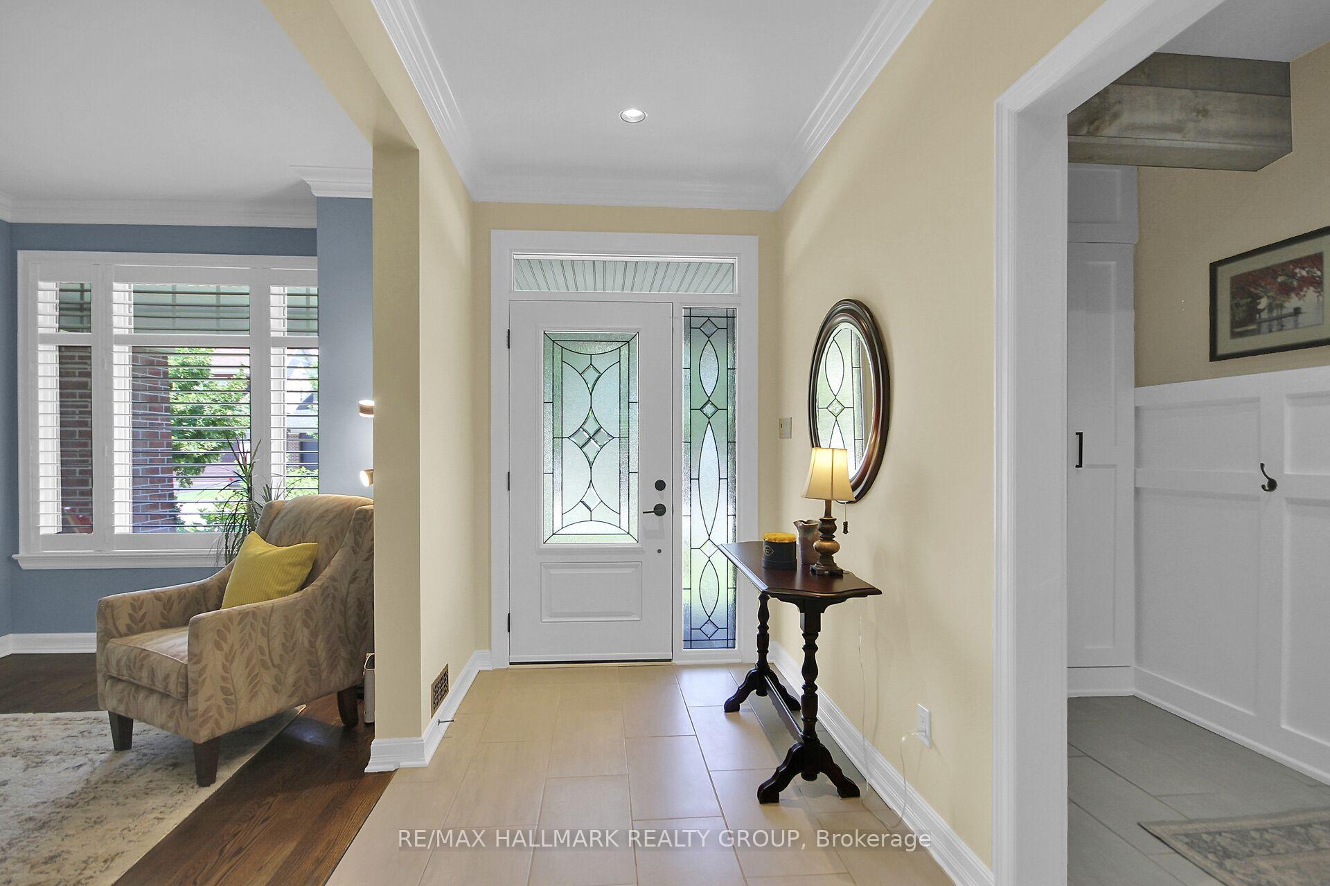 Photo de la propriété: 30 Oakbriar Crescent ON K2J 5G1