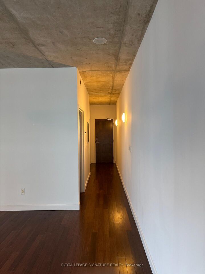 Property Photo:  179 George Street S 1004  ON K1N 1J8