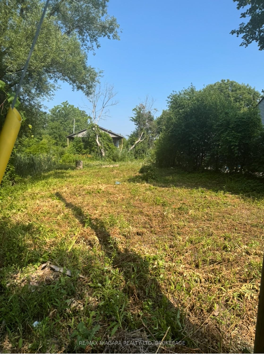 Property Photo:  4280 Fifth Avenue  ON L2E 4R2 