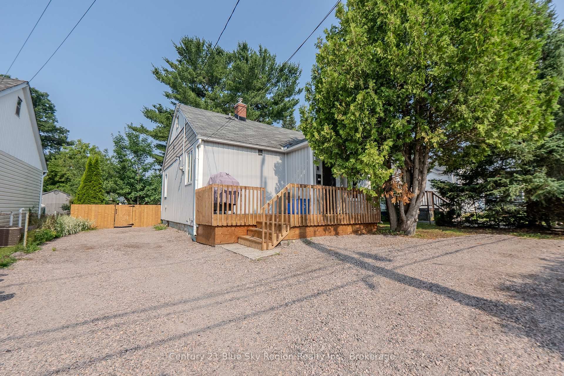 Photo de la propriété:  1807 O'Brien Street  ON P1B 5Y6 