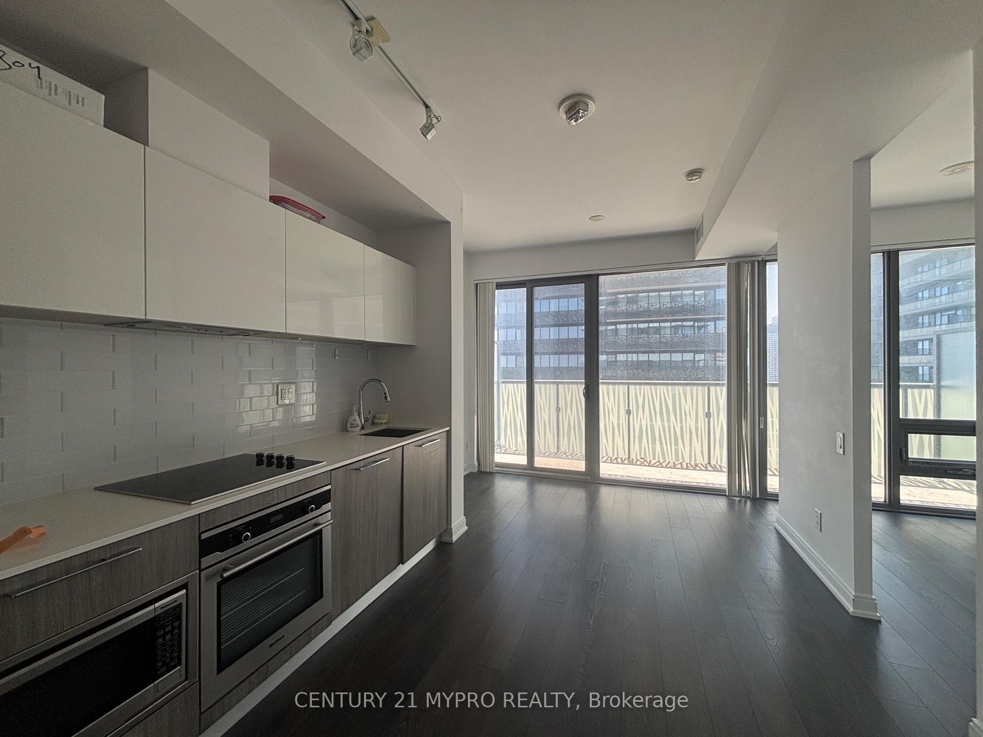 Property Photo: 50 Charles Street E 3304 ON M4Y 0C3