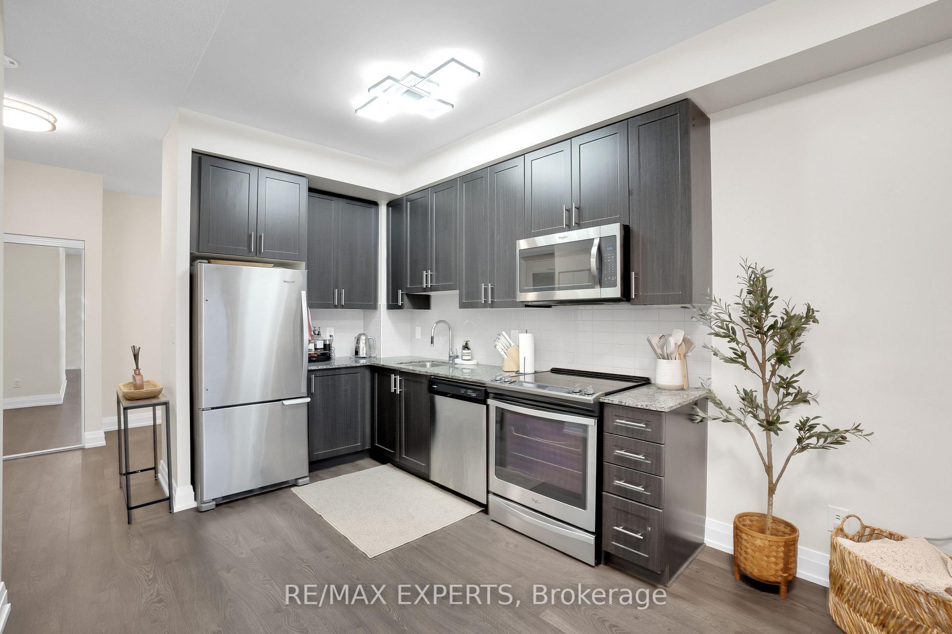 Property Photo: 3700 Highway 7 Road 2601 ON L4L 1A6