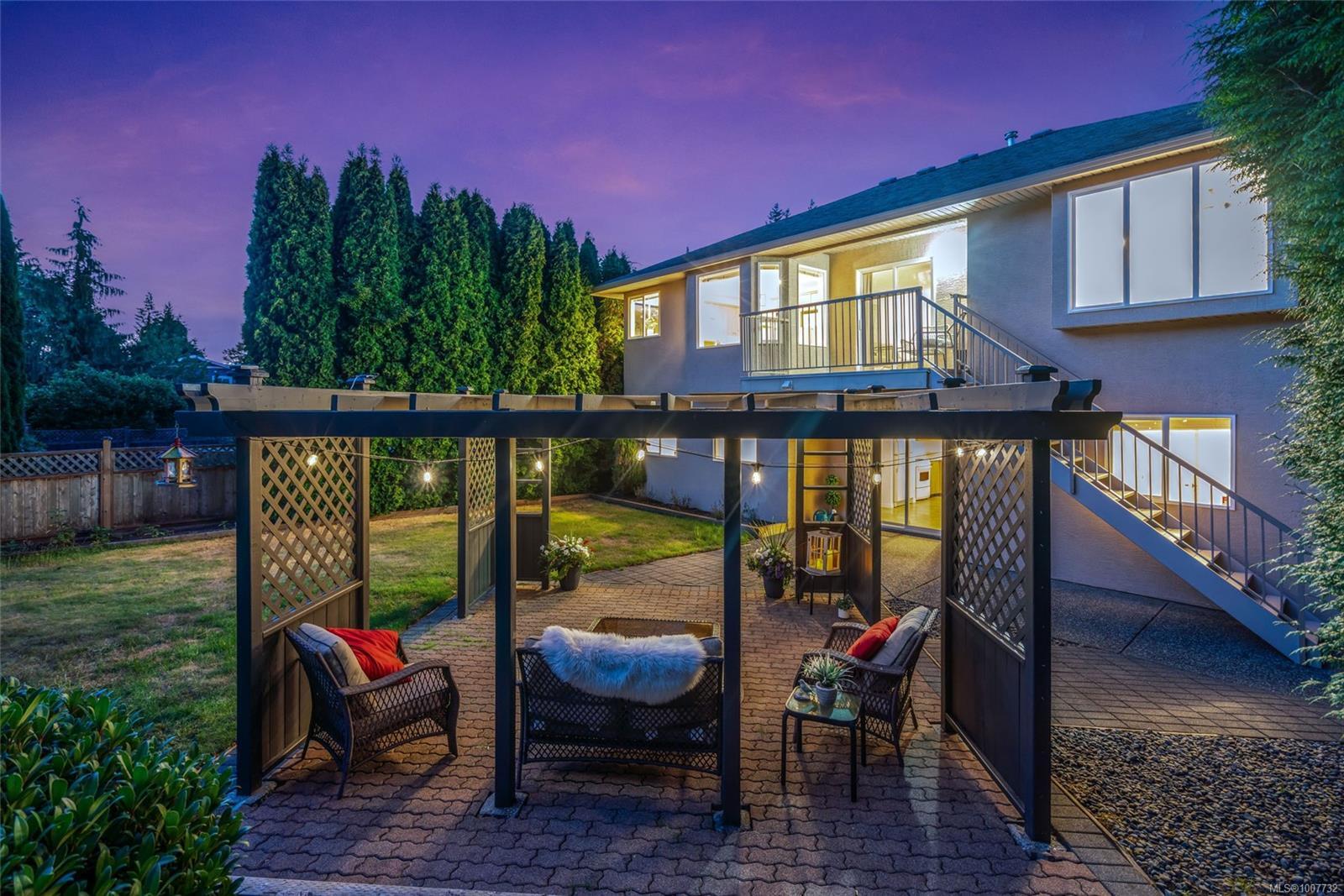 Photo de la propriété: 3449 Planta Rd BC V9T 6E1