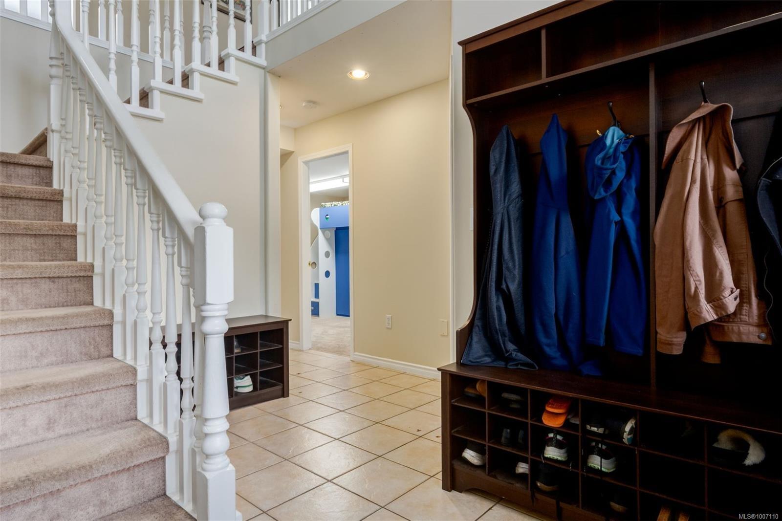 Property Photo: 6422 Dover Rd BC V9V 1A7