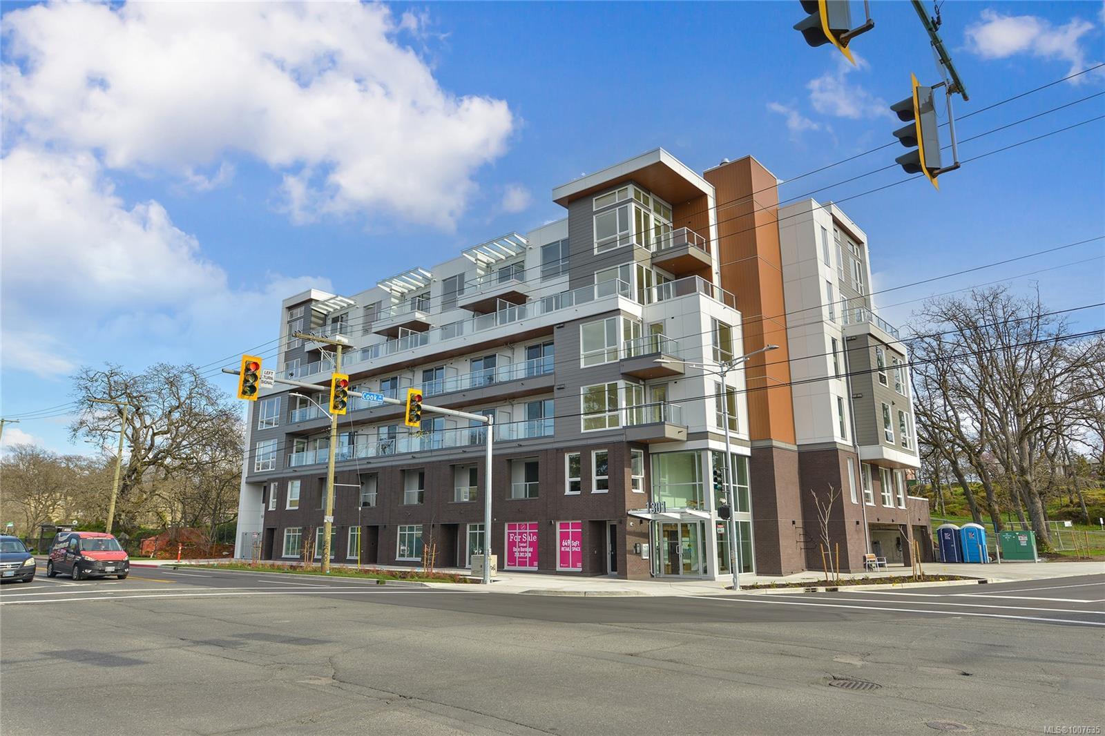 Property Photo: 1301 Hillside Ave 406 BC V8T 2B3