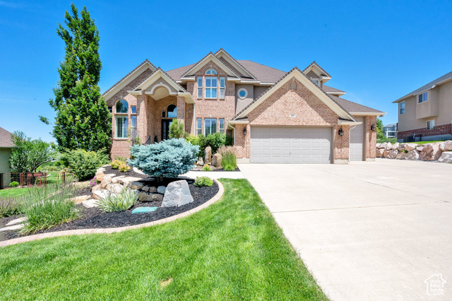 Property Photo: 691 E 50 N UT 84054