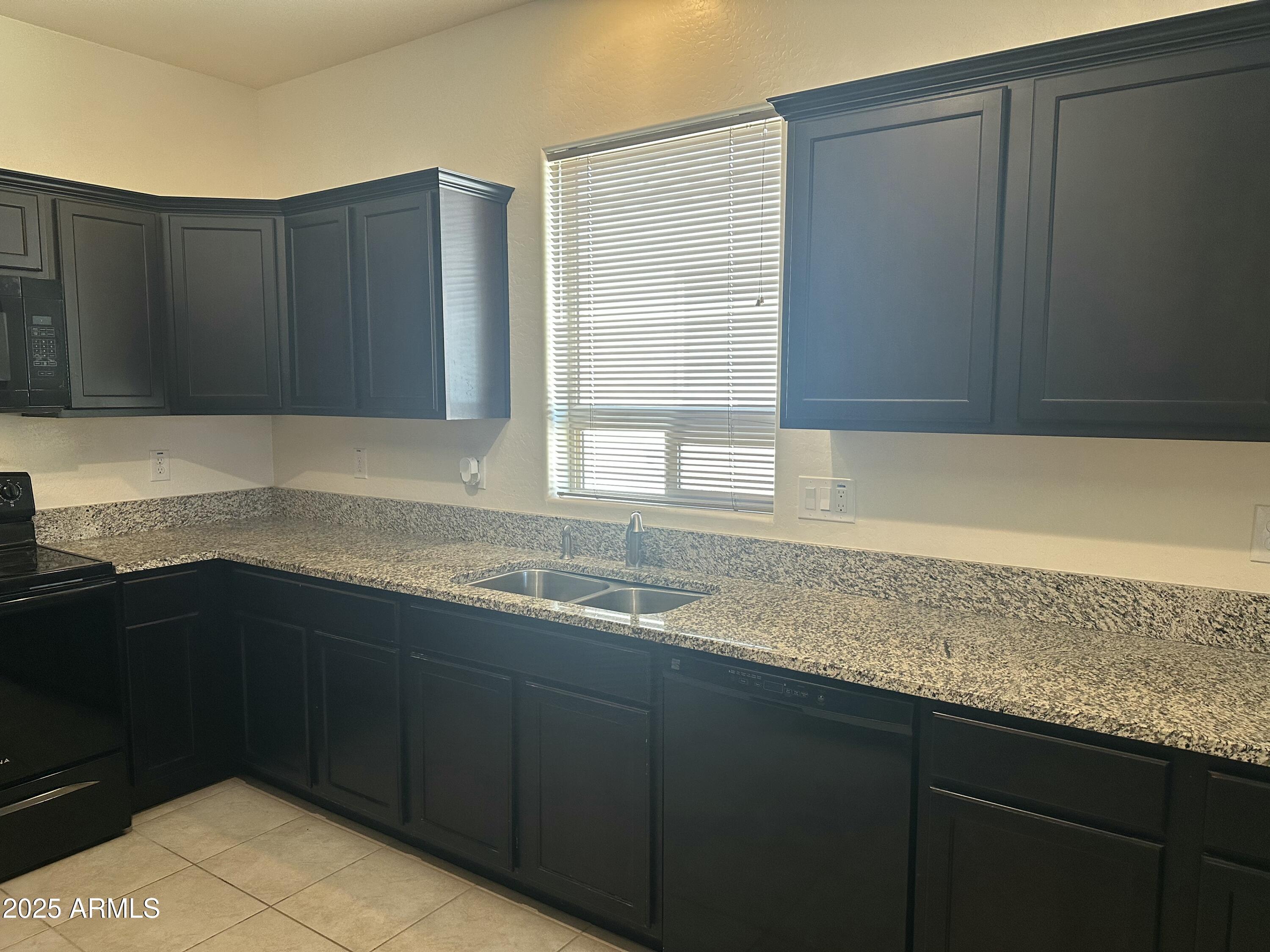 Property Photo:  4957 E Sunstone Drive  AZ 85143 