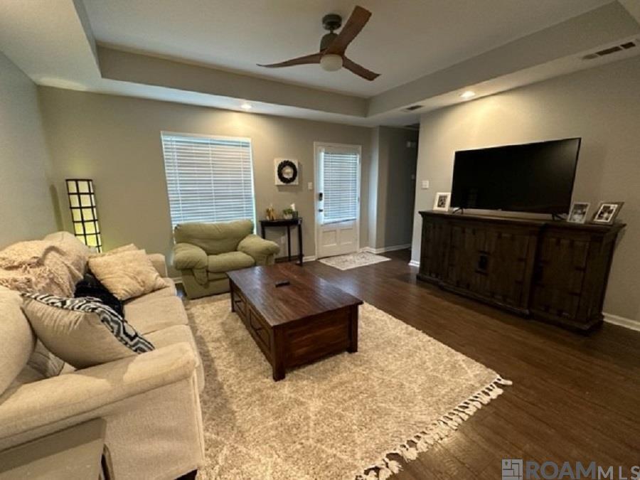 Property Photo: 14192 Parkview Dr LA 70769
