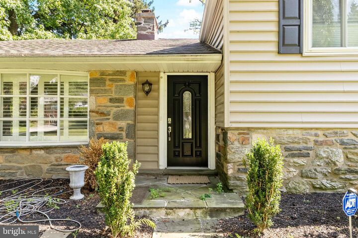 Property Photo:  328 W Conestoga Road  PA 19333 