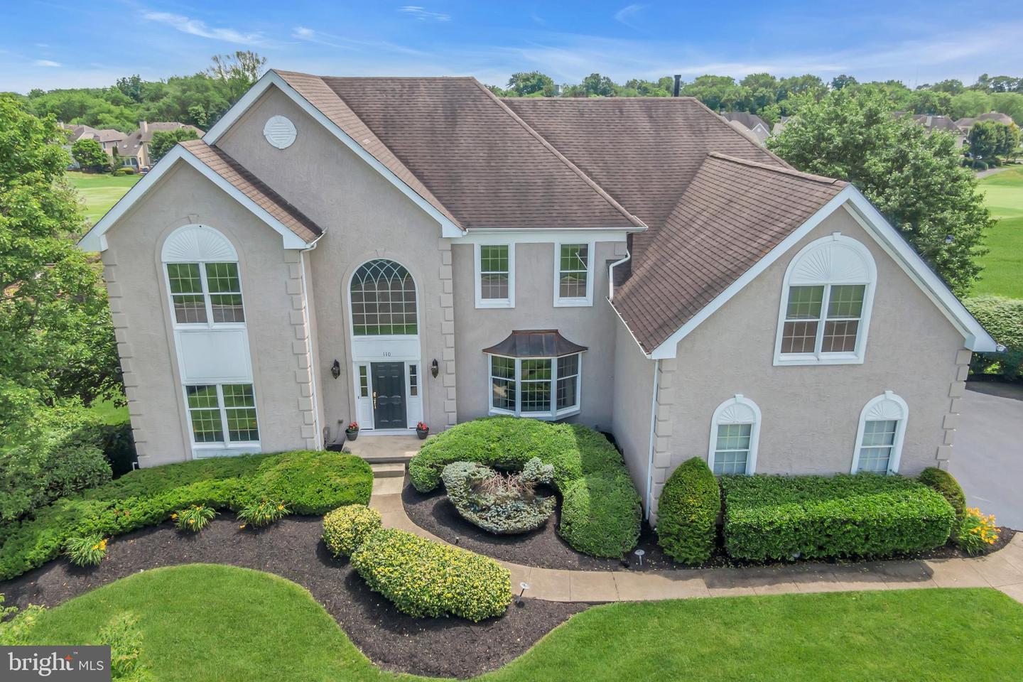 110 Muirfield Court  Moorestown NJ 08057 photo