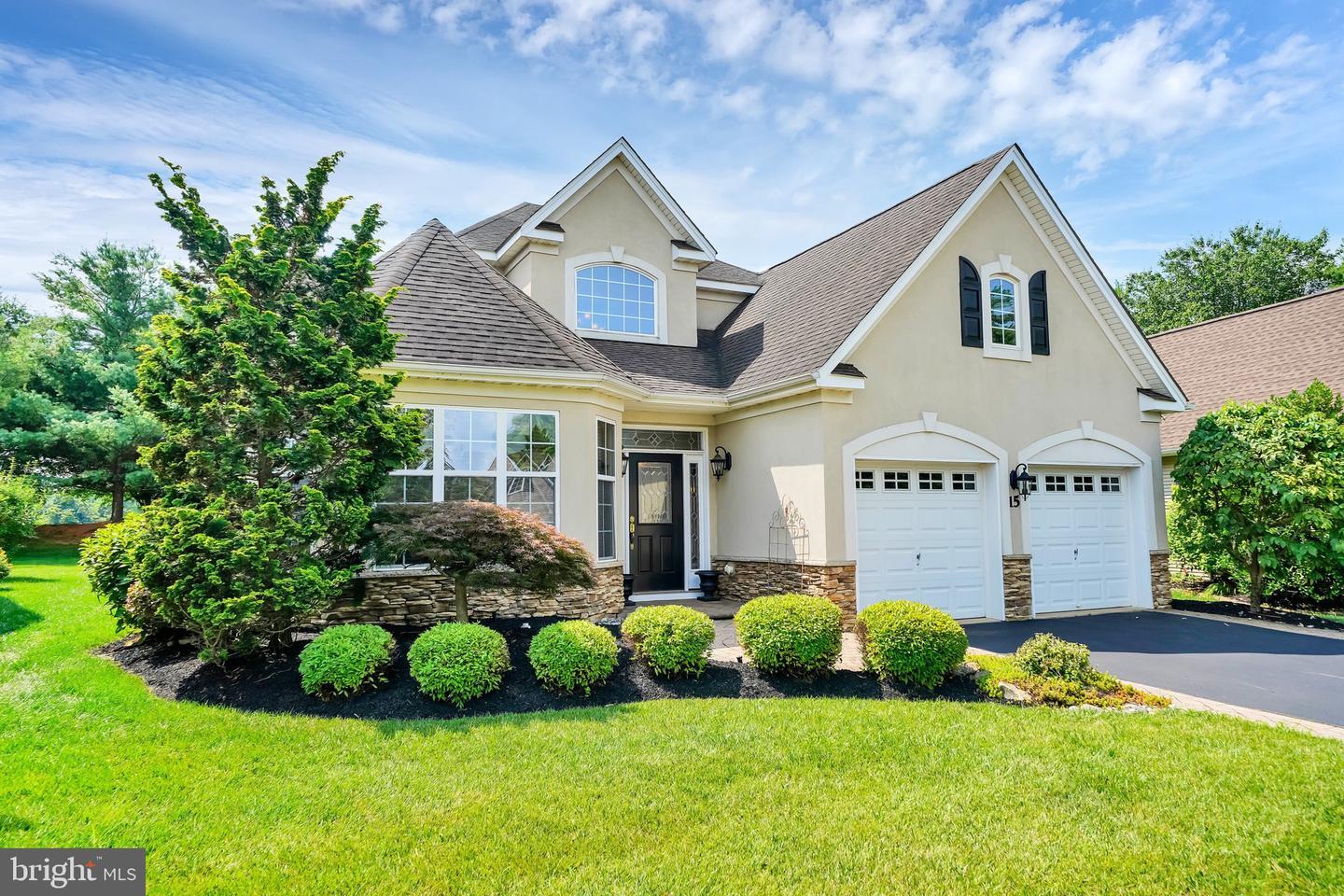 15 Sanibel Lane  Hamilton NJ 08691 photo