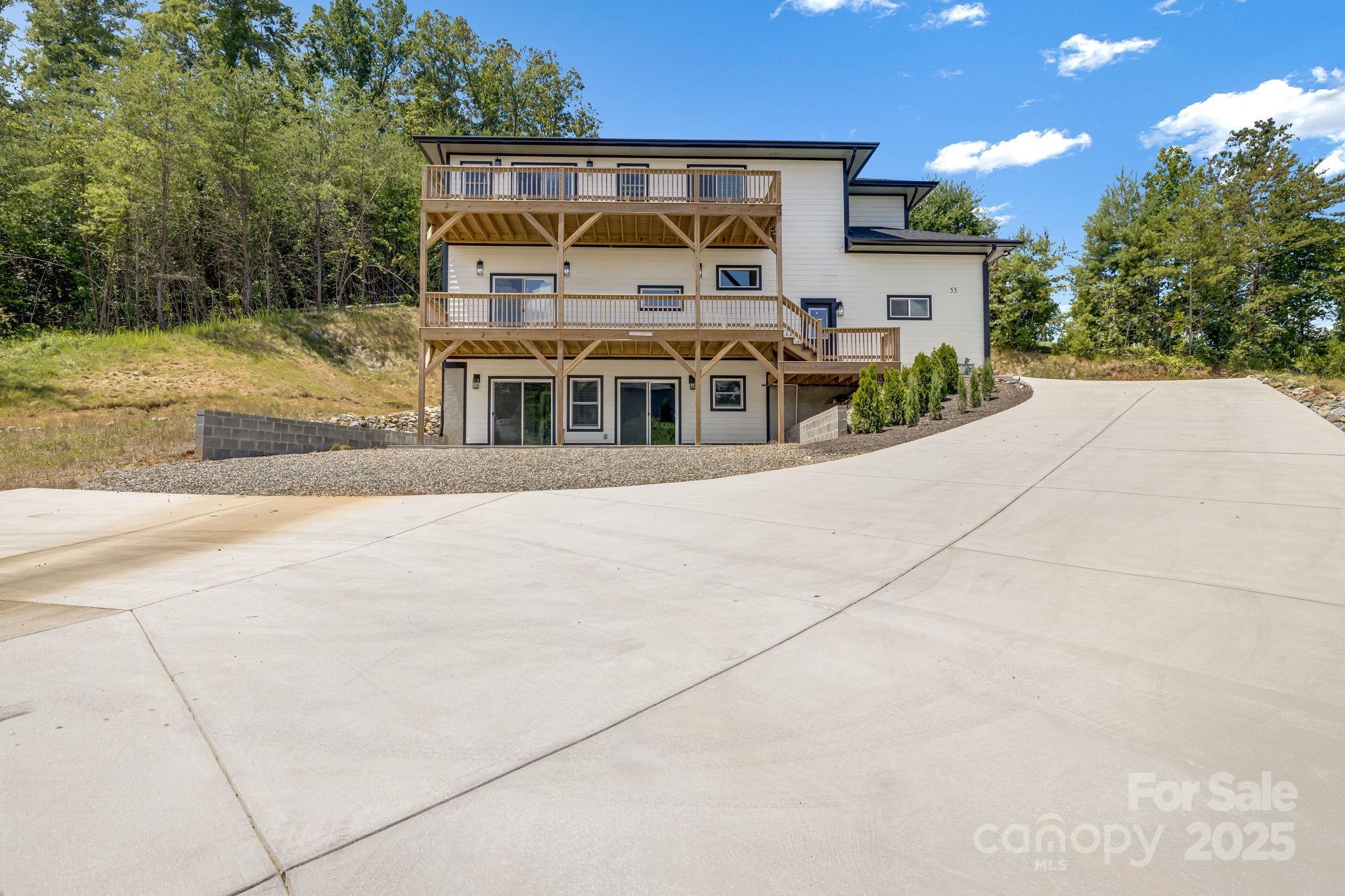 Property Photo: 115 Nader Avenue NC 28787