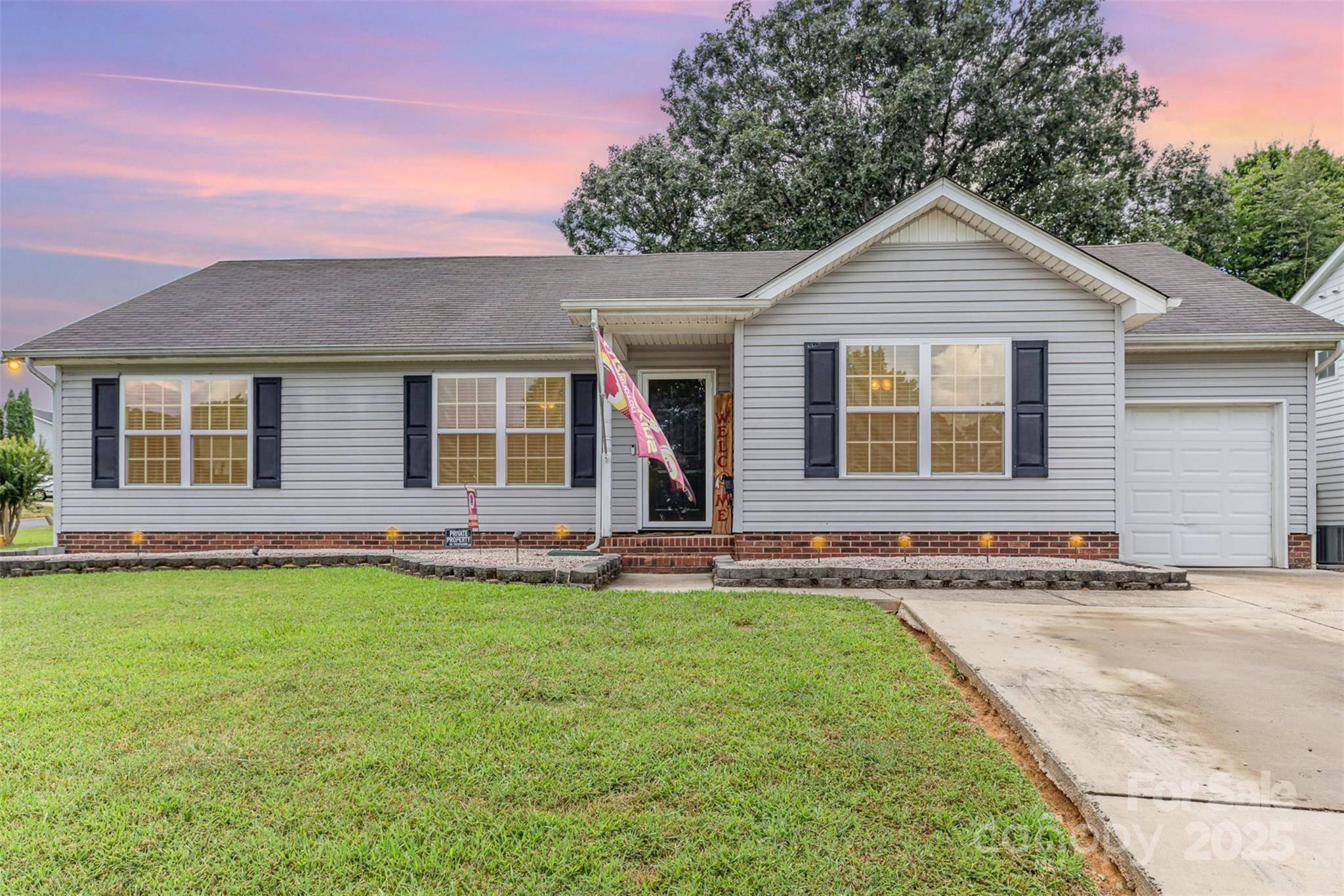 Property Photo:  10106 Ashley Farm Drive  NC 28105 