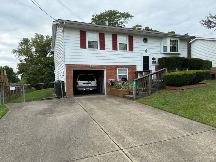 Property Photo: 2531 Retford Drive OH 45231