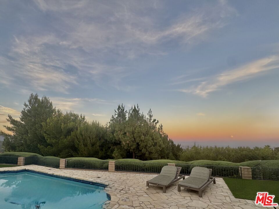 Property Photo: 10834 Savona Rd CA 90077