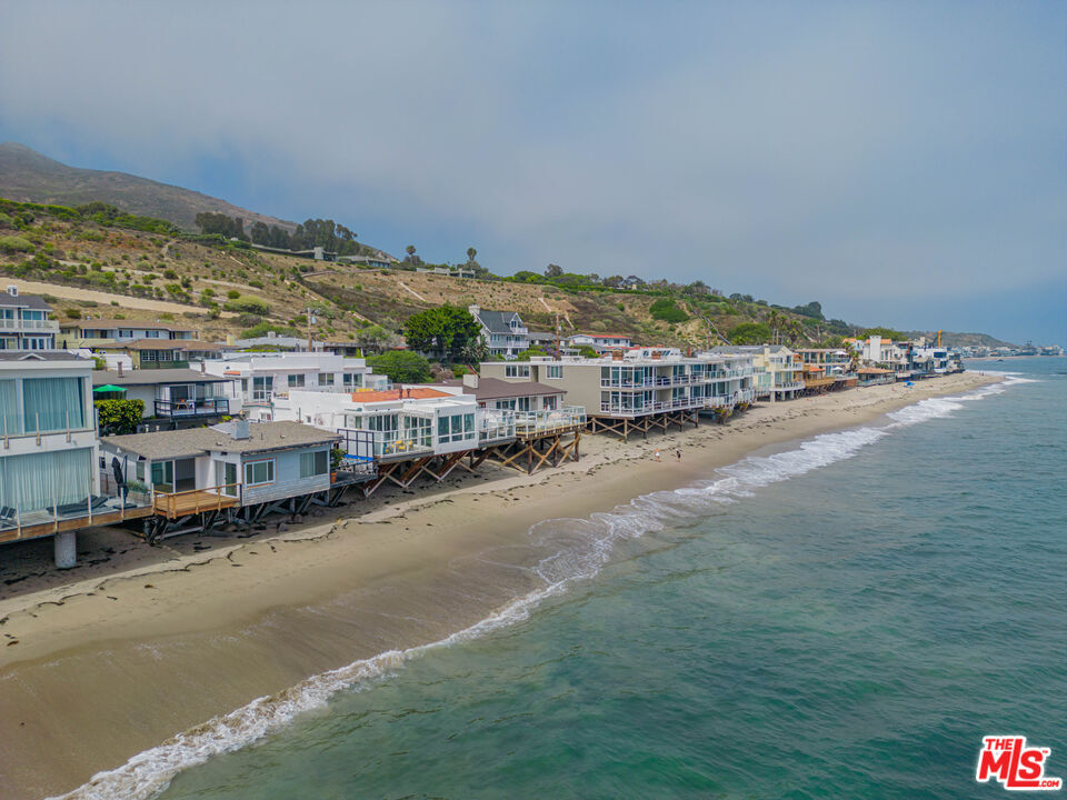 Property Photo: 25154 Malibu Rd CA 90265