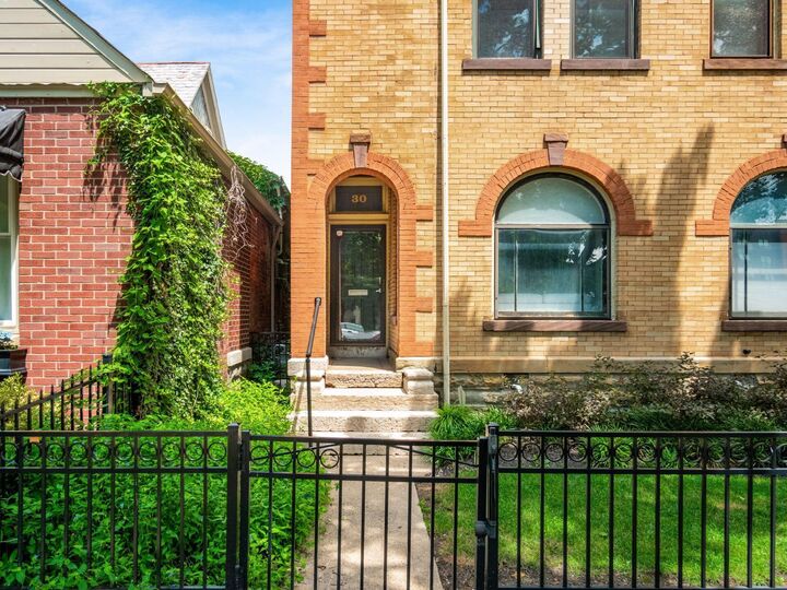 Property Photo:  30 W 4th Avenue  OH 43201 