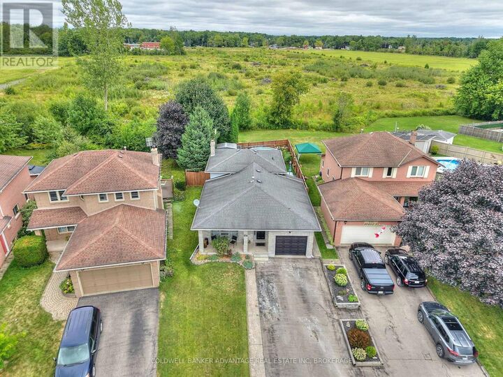 Photo de la propriété: 147 Briarsdale Crescent ON L3C 6S2