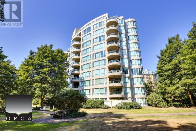 Photo de la propriété:  995 Roche Point Drive 201  BC V7H 2X4 