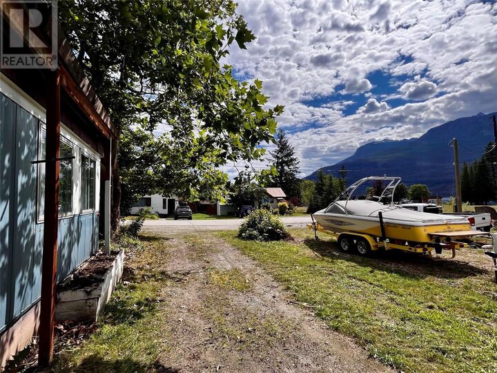 Property Photo:  222 2nd Avenue  BC V0G 1S0 