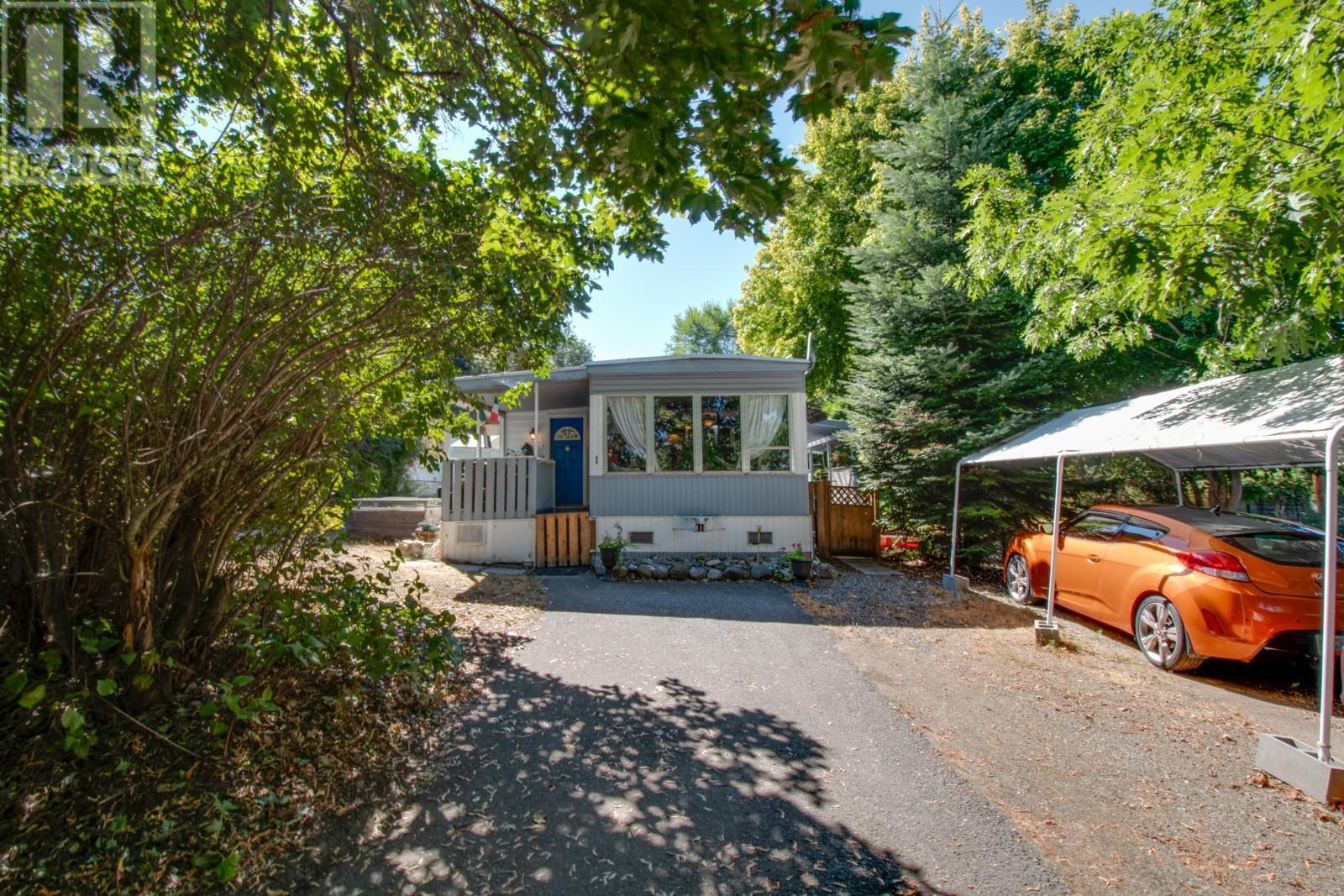 Photo de la propriété:  6080 Okanagan Avenue 1  BC V1H 1L8 