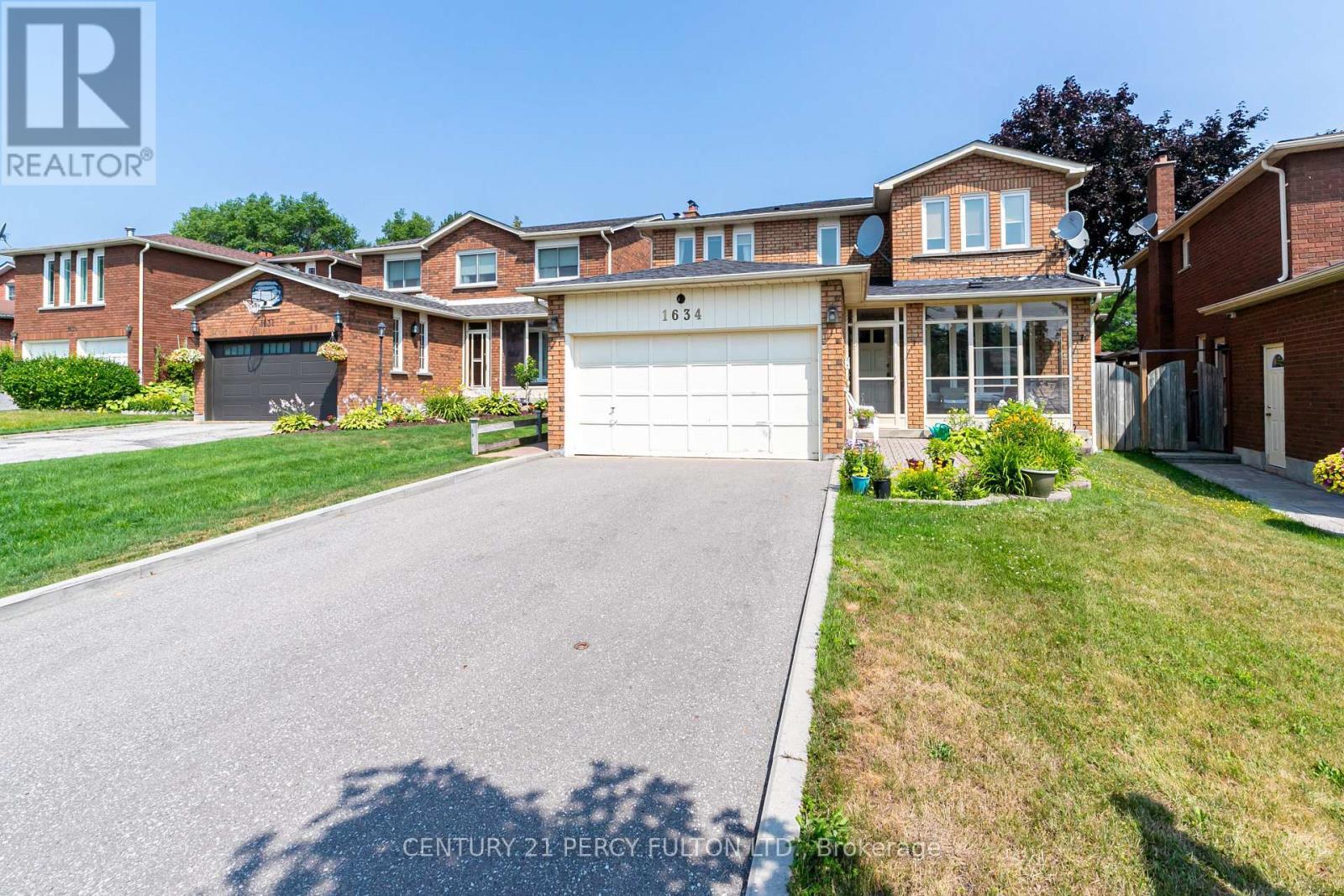 Property Photo: 1634 Beaton Way ON L1X 1X8