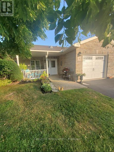 Photo de la propriété: 9 Garden Grove Crescent ON L9Z 0E6