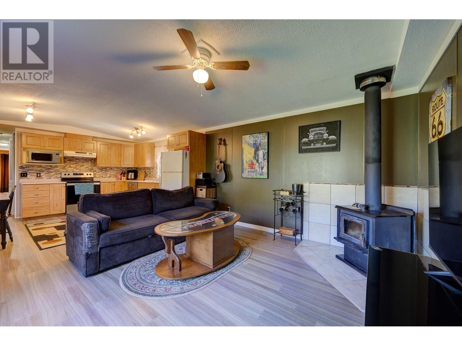 Property Photo:  3546 Yellowhead Highway 13  BC V0E 2E0 