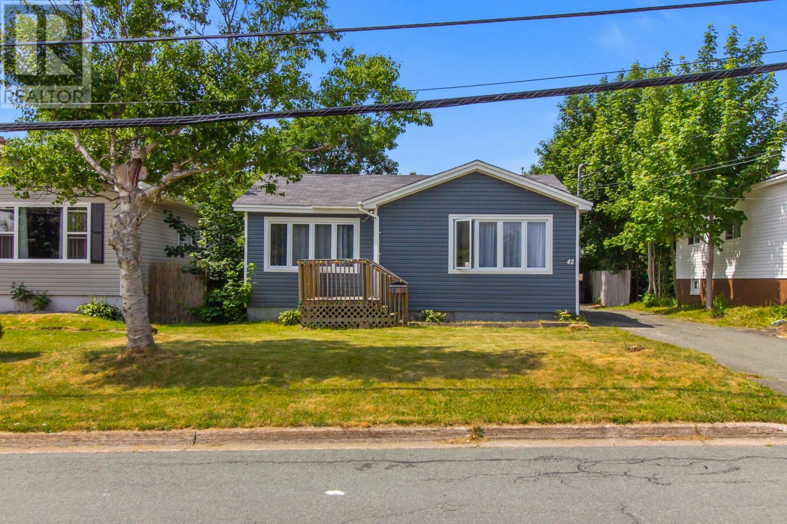 42 Jersey Avenue  Mount Pearl NL A1N 1T9 photo