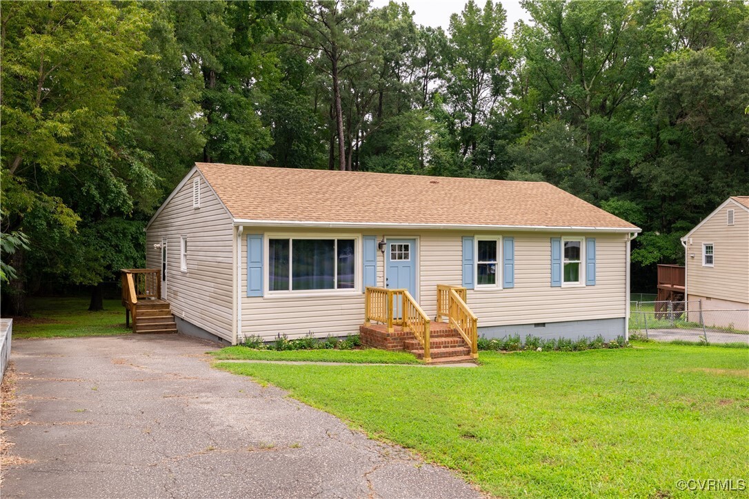 Property Photo: 15707 Gary Avenue VA 23831