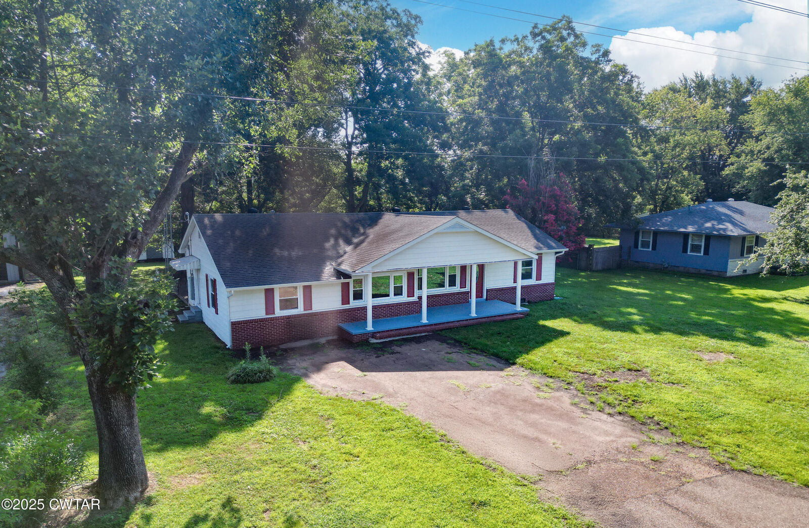 Property Photo: 370 S Thompson Street TN 38261