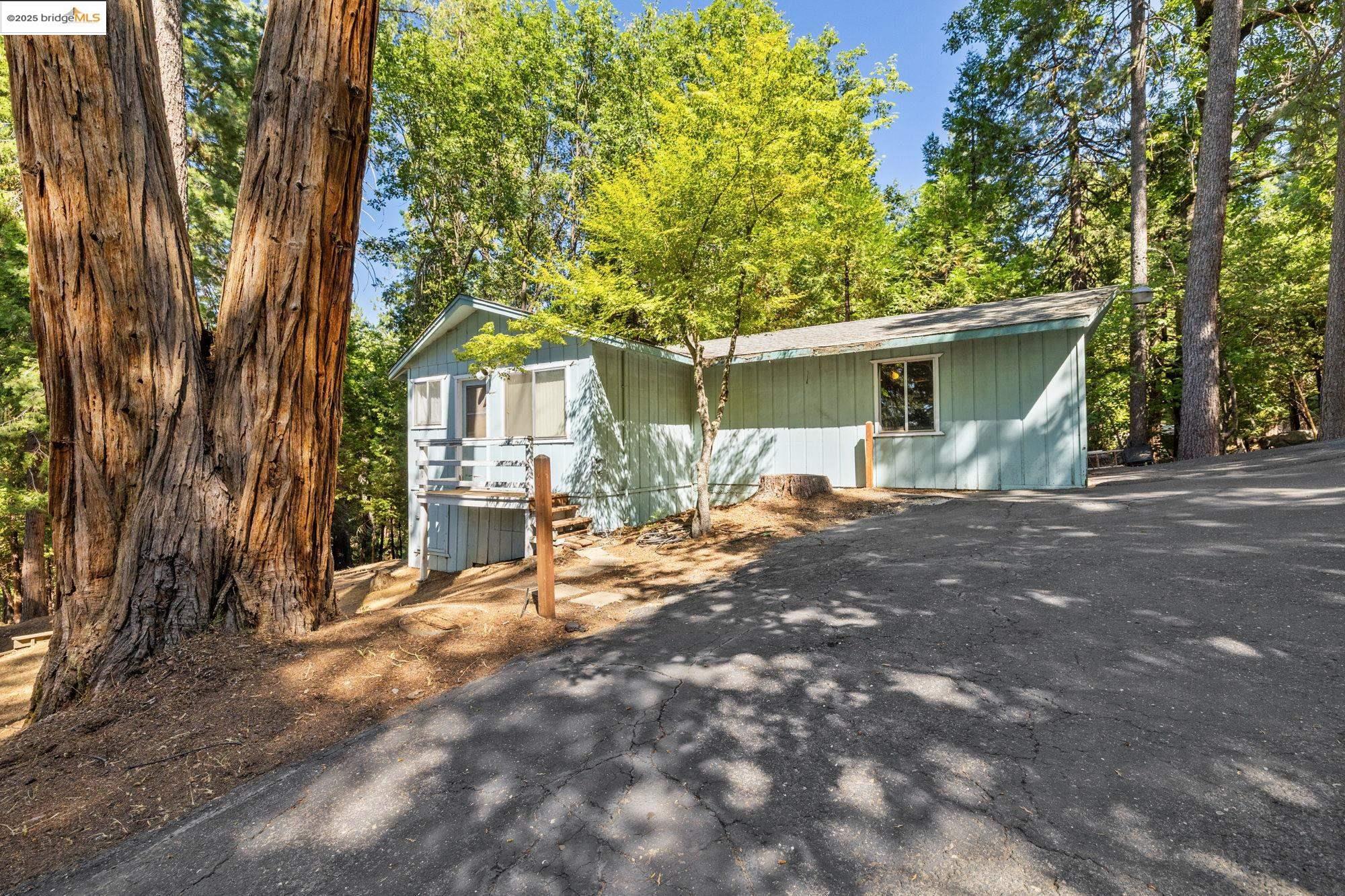 Property Photo: 24214 N Oxbow Lane CA 95370