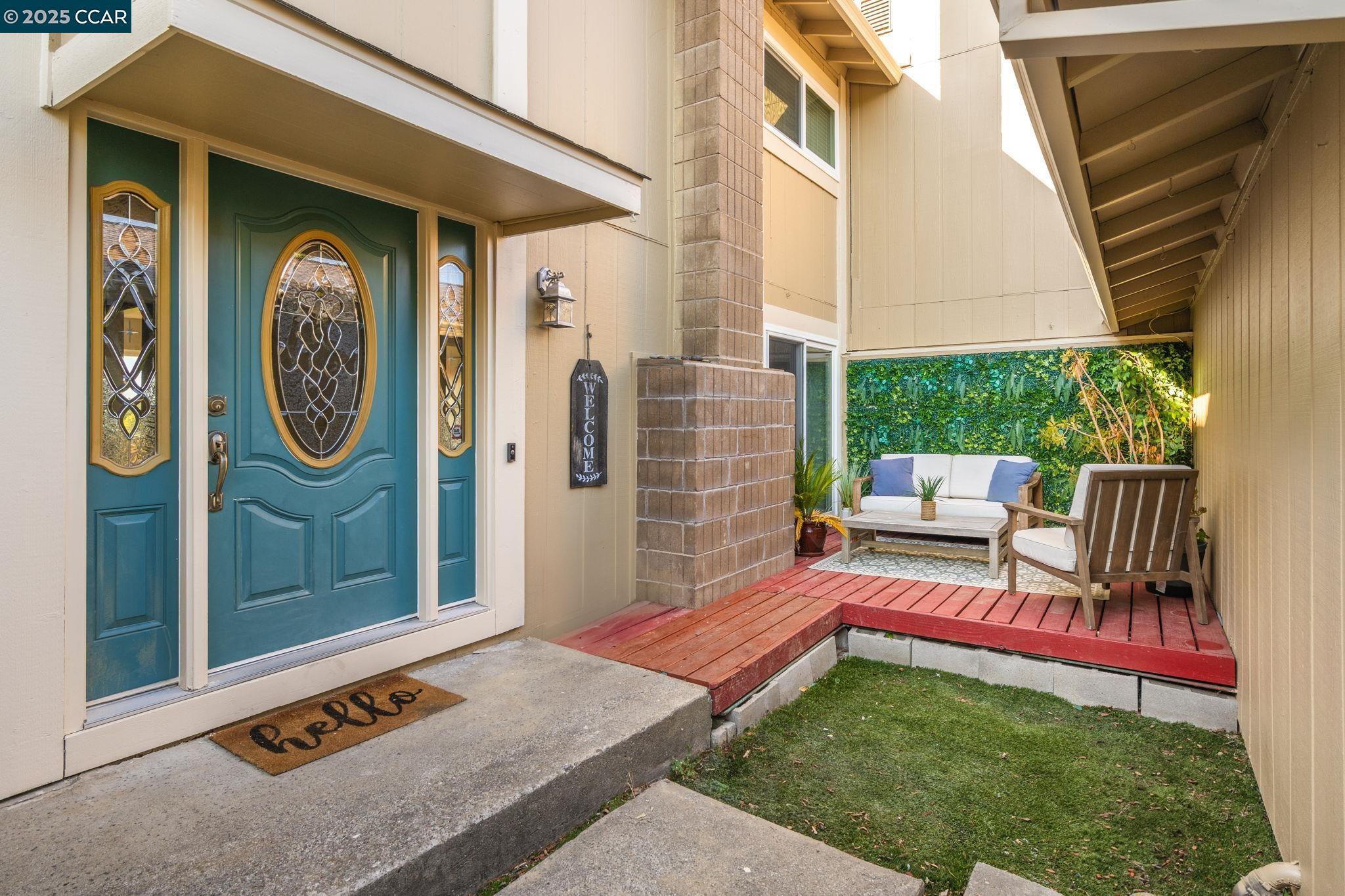 Property Photo: 108 Thistle Way CA 94553