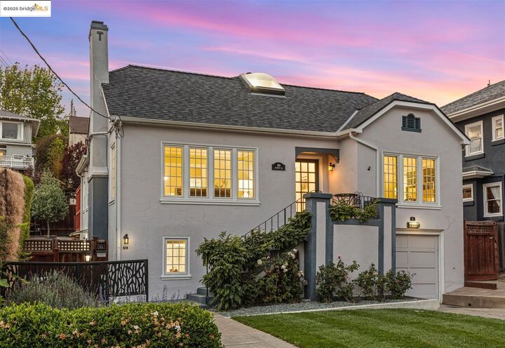 Property Photo:  61 Wildwood Ave  CA 94610 