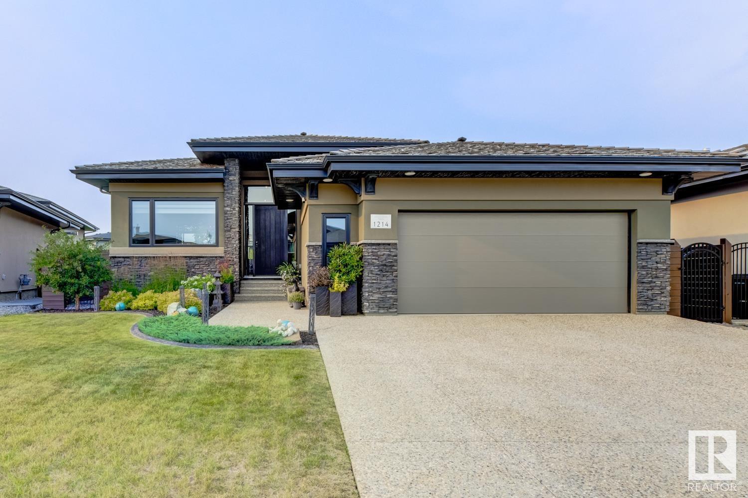 1214 Wahl Court NW  Edmonton AB T6W 3G4 photo