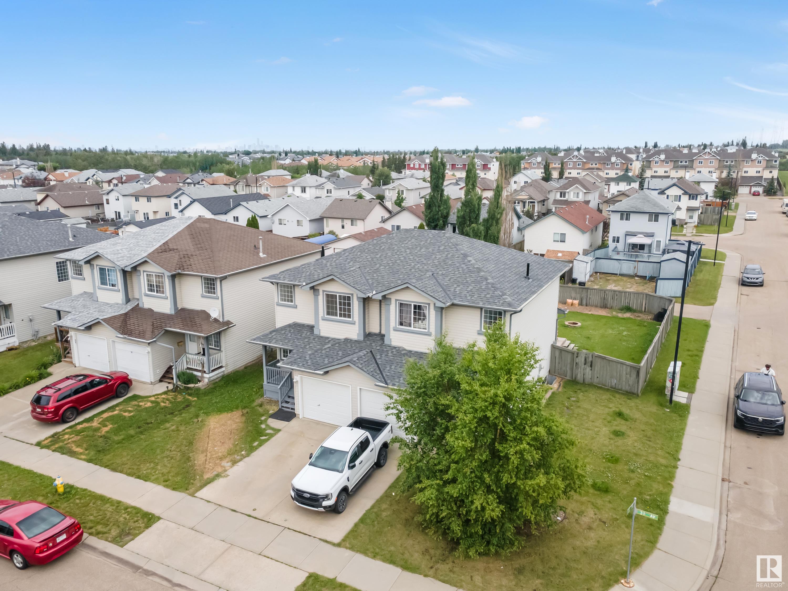 Property Photo:  3008 31 Avenue NW  AB T6T 1W9 