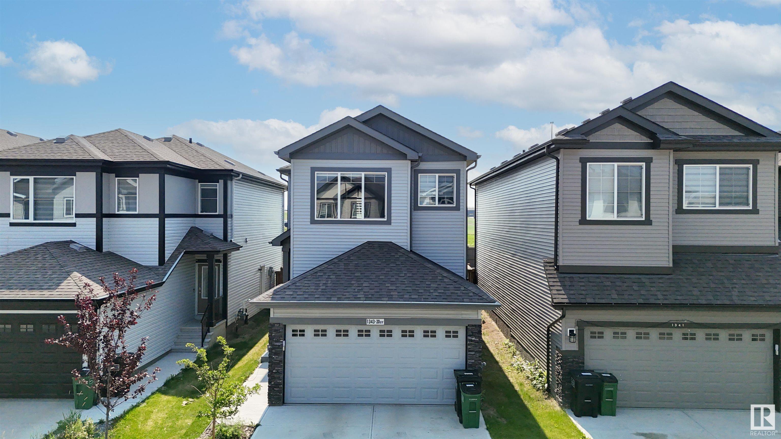 Property Photo:  1343 20 Street NW  AB T6T 2R7 