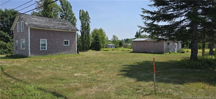 Property Photo:  620 Rue De L'Eglise  NB E1X 1B1 